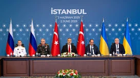 Ongoing wars and peace talks (Ukraine–Russia, Israel–Palestine, etc.)